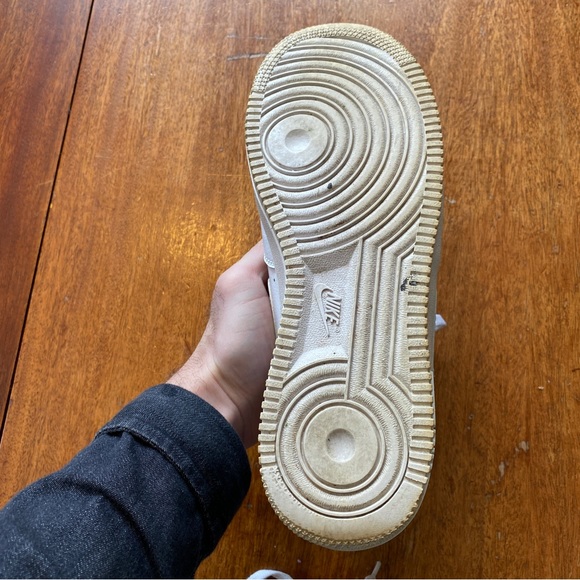 Air Force One - men’s size 8 - Picture 10 of 13